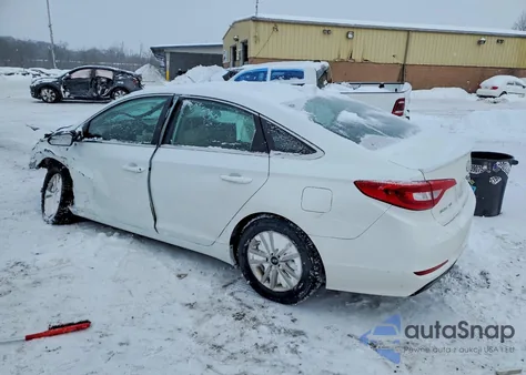 2015 Hyundai Sonata Se z USA, uszkodzony, nr VIN 5NPE24AF0FH210006